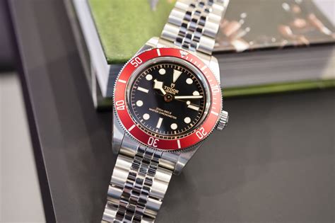 tudor black bay burgundy 2023 review|tudor black bay.